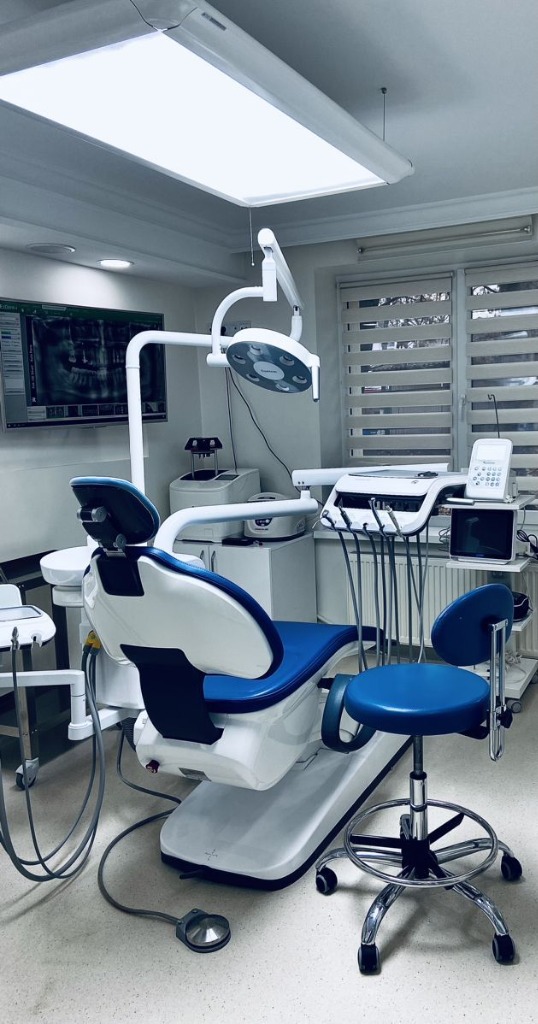 Modern Dental Chair Setup
